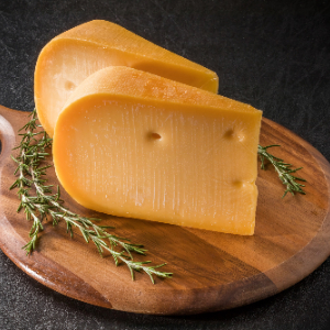 セミハード、ハードタイプのチーズ