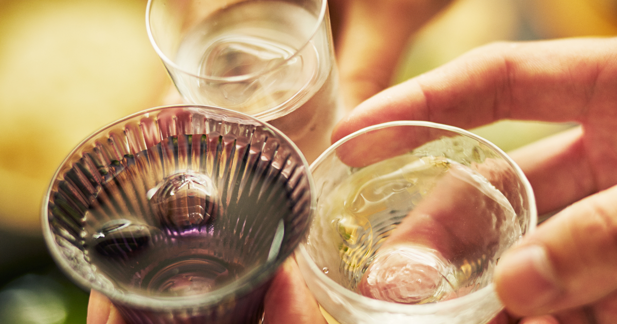 Sake Change Change in temperature | cold drink sake | Sawanotsuru corporate site